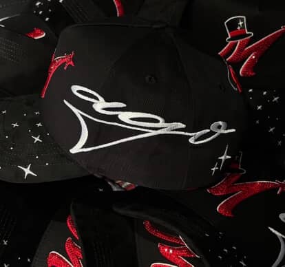 El mago roja  31 hats