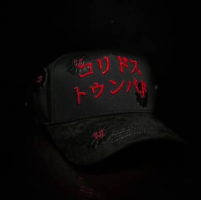 Murakami de barbas hats